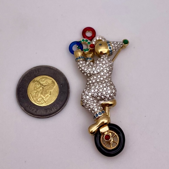 Vintage Carolee Limited Edition clown unicycle mechanical brooch - Picture 2 of 3